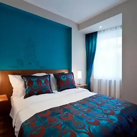 Pera Aparthotel