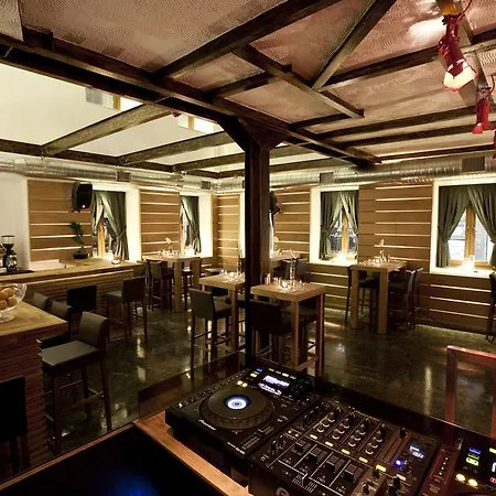 Pera Aparthotel