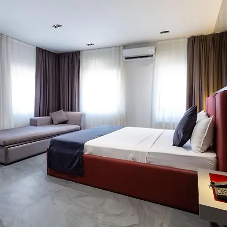 Pera Hotel apartamentowy 3*