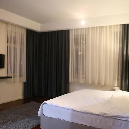 Pera Hotel apartamentowy 3*